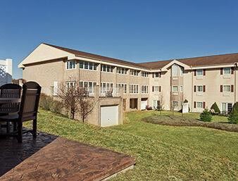 Days Inn By Wyndham Carrollton Exterior photo